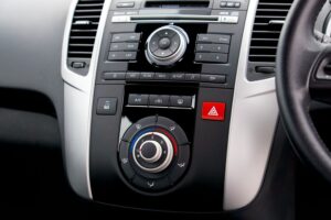 5 Sinais de Alerta que seu Ar-Condicionado Automotivo Precisa de Manutenção